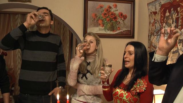 АНДРОМЕДА МЗИЯ СОЛОМОНИЯ СЕМЬЯ АМРЫ ДОМА В АБХАЗИИ смотреть онлайн