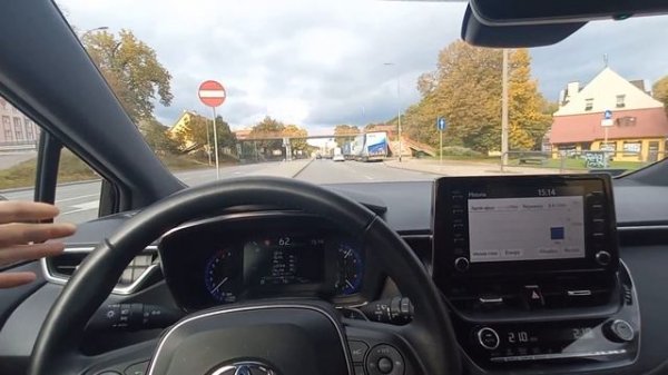 Тест-драйв Toyota Corolla 2.0 Hybrid e-CVT 2022