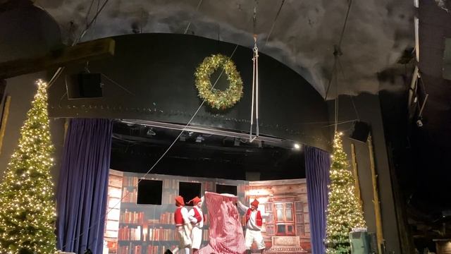 OUR AMAZING LAPLAND TRIP - CHRISTMAS 2021 / SAARISELKÄ / SANTA IN ROVANIEMI / REINDEER / HUSKIES смотреть онлайн