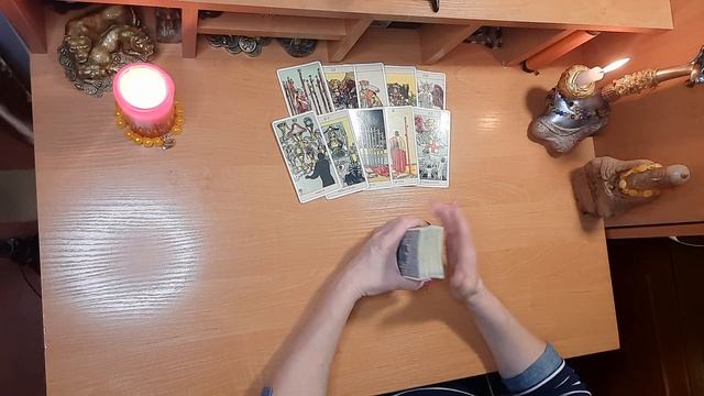 Хочет ли он встречи с Вами?И зачем. смотреть онлайн