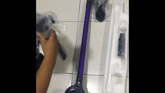 Airbot Vacuum iroom Unboxing смотреть онлайн