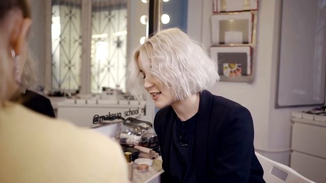 Урок макияжа в Make-Up School ? Контуринг / Тон / Румяна / Тушь / Кисти смотреть онлайн