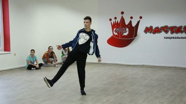 Тренер по хип хоп хорео смотреть онлайн