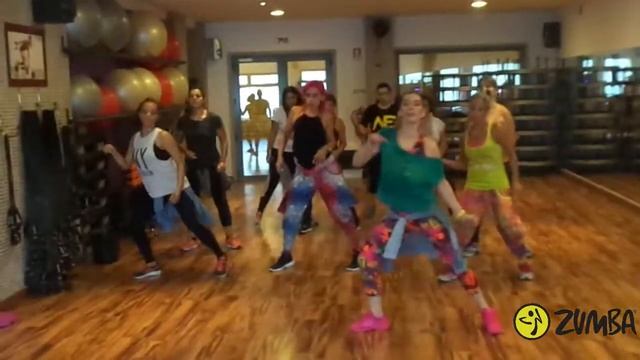 'Última Bolacha' | Shellsy Baronet| Kizomba Zumba смотреть онлайн