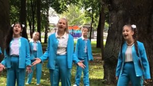 «Я живу в России». Музыка В. Цветкова, слова Н. Загуменниковой