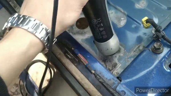 Toyota Raum. Собираем салон.