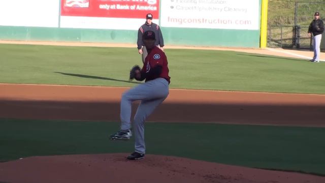 Juan Ramirez of the High Desert Mavericks (HD) смотреть онлайн