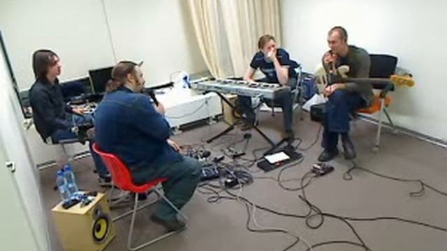 Bobuk meets Officeband (2010) смотреть онлайн