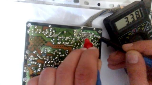 Ремонт телевизора LG 32LN548C. Не включается, нет дежурки смотреть онлайн