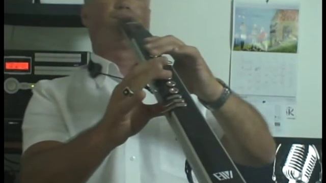 Midi Saxophone. .mpg