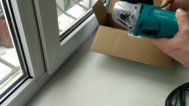 Бюджетная УШМ с Озон Mekkan MK82317 мощностью 860 Вт под диск 125мм смотреть онлайн