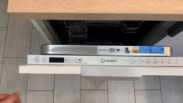 выставить жёсткость воды в посудомойке indesit.indesit DSIC 3M19 смотреть онлайн