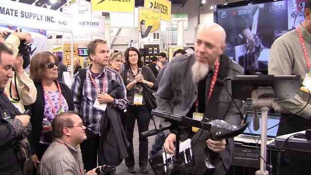 JordanRudess_CES2012.mov смотреть онлайн