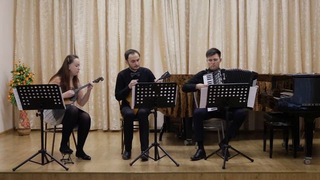 Ансамбль "Резонанс-трио" В. Новиков "Французская баллада" смотреть онлайн
