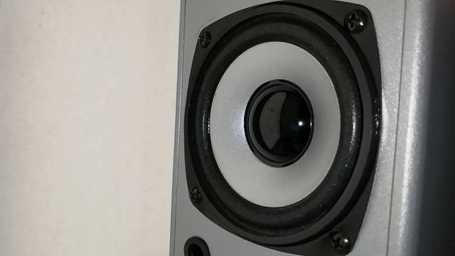 Колонка Dialog w - 201 LFM 60% - 70% Bass Test смотреть онлайн