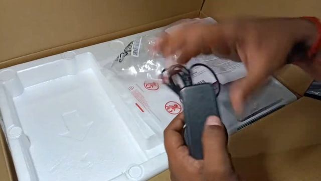 Unboxing LG monitor / mo- 20m39H смотреть онлайн