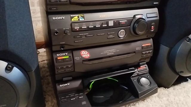 музыкальный центр SONY HCD XB6 смотреть онлайн