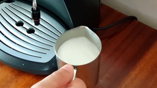Saeco Nina Plus Bar - Espresso & Cappuccino (эспрессо / латте / капучино / обзор / Rewiev)