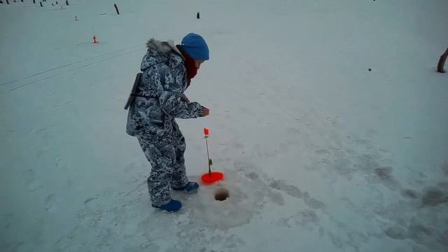 Покатушки в глухозимье (Рыбалка 23.02.2022г.) смотреть онлайн