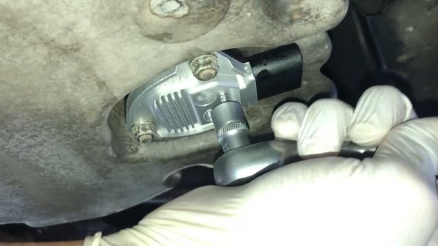 BMW E46 Oil Service / Oil level-sensor Tutorial (How to Change the Oil) смотреть онлайн