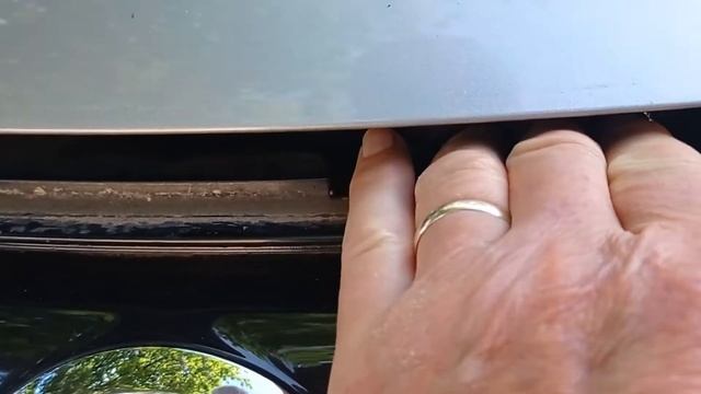 HOW TO OPEN BONNET / HOOD NISSAN NOTE FIRST GENERATION to 2012 смотреть онлайн