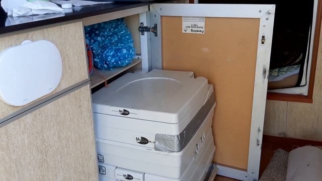 Обзор самодельного автодома Уникар из стеклопластика, ставшего серийным смотреть онлайн