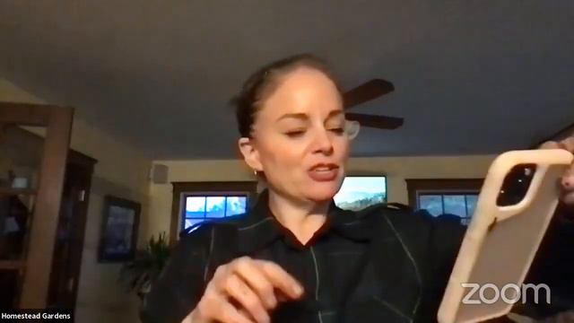 Take a Break with Byron: Mothers Day Craft смотреть онлайн