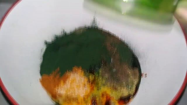 Аквариумная кухня Готовим омлет для мбуны смотреть онлайн