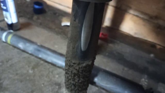 Ниссан Лиф, пробег 176000км, замена оригинальных задних амортизаторов.