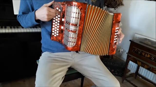 Hohner Corona III R accordion in rare BbEbAb ( BESAS ) tuning смотреть онлайн
