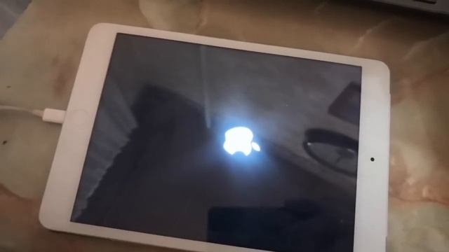 Секретные кнопки Ipad mini После замены экрана, потух но работает. смотреть онлайн