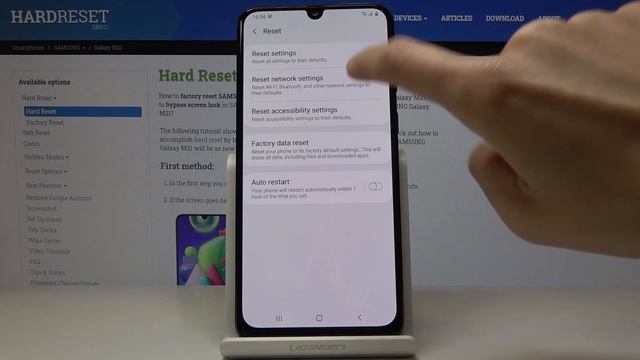How to Reset Network Settings on SAMSUNG Galaxy M21 – Network Settings смотреть онлайн
