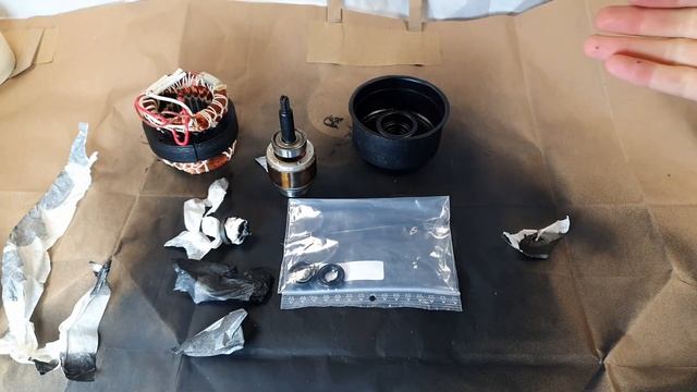 Réparation-Restauration Pompe Vide Cave - Partie 2 / Water Pump Restoration смотреть онлайн