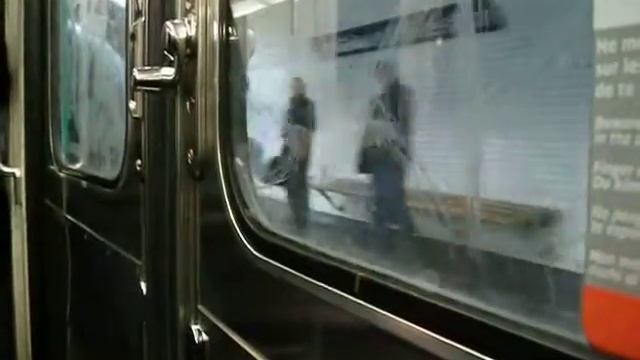 Париж 18 - Метро смотреть онлайн