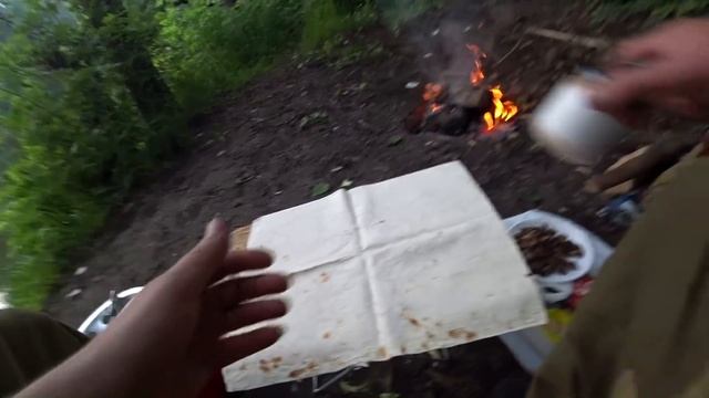 Рыбалка с ночевкой на Северском Донце.Карась и Густера. Приготовил шаурму. смотреть онлайн