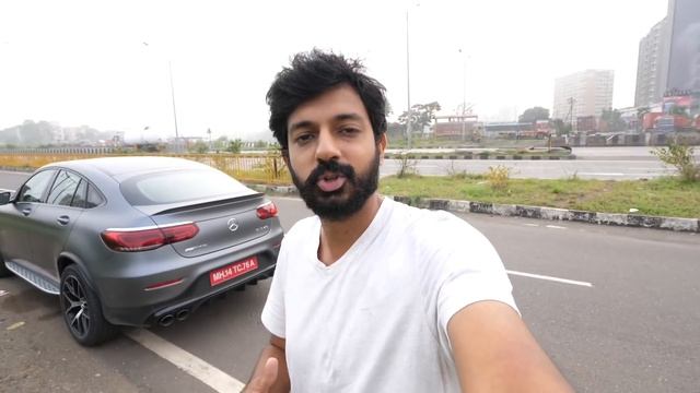 This Car Sounds Insane On Upshifts! смотреть онлайн