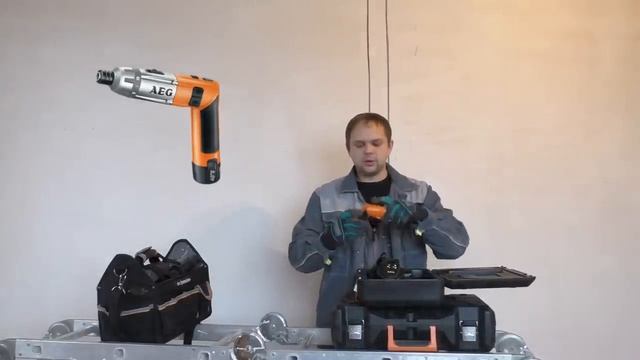 Аккумуляторные перфоратор AEG BBH-18 и отвертка AEG SE 3.6