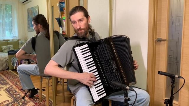 Louis Corchia - "LA ROULOTTE" смотреть онлайн