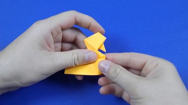 Оригами утка. Как сделать утку из бумаги. Оригами утенок. смотреть онлайн