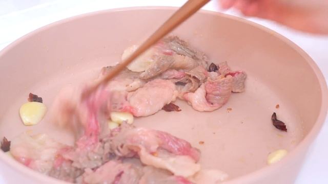 VLOG 봄맞이 집꾸미기 | 예쁜 그릇 하울 | 맛있는 집밥 일상 (프렌치 어니언 스프/차돌박이 파스타/꿀자몽/솥밥) смотреть онлайн