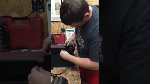 Wen 6502 Sander Unboxing смотреть онлайн