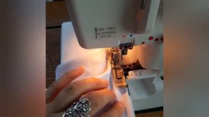 Подгибка низа трикотажных брюк на  #оверлоке. #Швейные #лайфхаки.