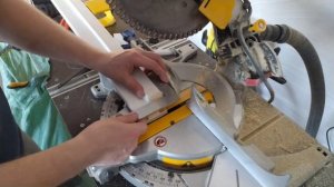 Установка дверей. Как ЗАЕ.. ли эти кривые коробки. Как я пилю кривые дверные коробки. Магнитогорск.