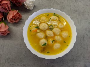 Вкусный суп с сырными шариками. Классное блюдо на обед. Супы рецепты.