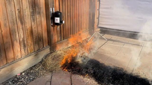 F.A.C.E.- Fire Activated Canister Extinguisher (Kickstarter) смотреть онлайн