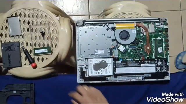 Lenovo Ideapad 330-15arr HDD to SSD upgrade and RAM upgrade смотреть онлайн