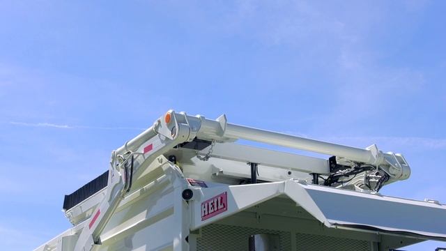 Service Shack Ep. 21 - How to Operate a Half/Pack Automated Front Loader Equipped with Curotto-Can смотреть онлайн