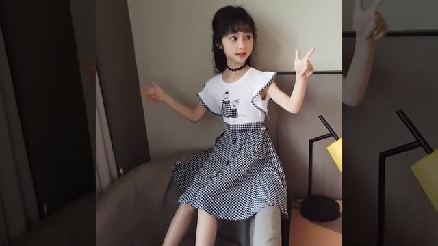 Летние платья для девочек; модное клетчатое платье с короткими рукавами и надписью маленьких детское смотреть онлайн