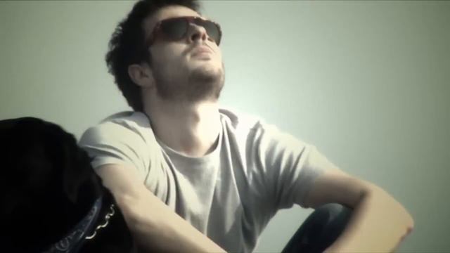 Matteo Pascotto Nell'aria (videoclip by FartFilm Entertainment ) смотреть онлайн