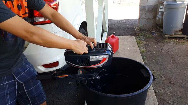 Hangkai 3.5HP outboard engine first start part 1 смотреть онлайн